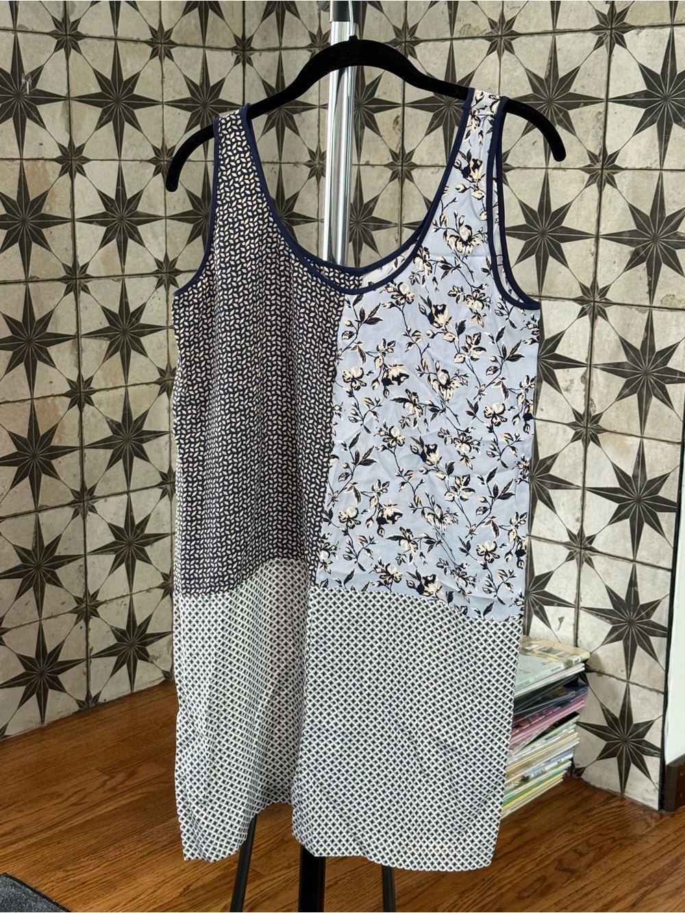 NWT 100% Silk Joie Light Blue and Navy Mixed Print Sleeveless Dress M - Picture 2 of 6